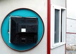 the redneck solution to expensive new technology